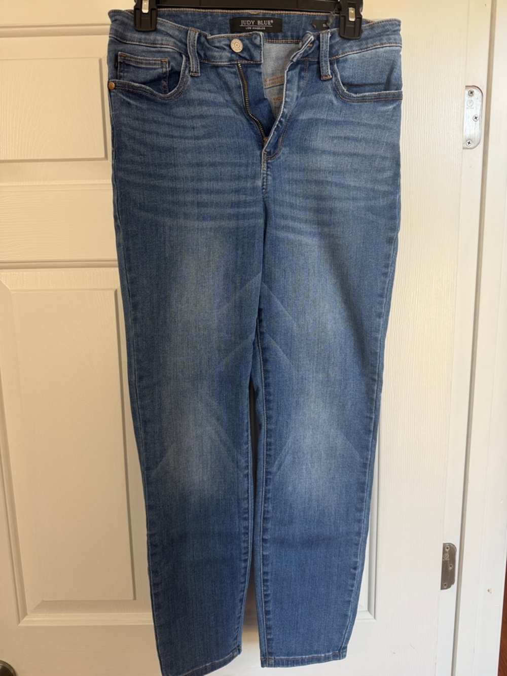 Judy Blue Mid Wash Straight Leg Jeans